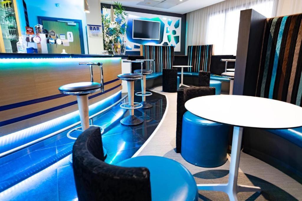 Eiffel Citea Access Dayroom Espace Paris Sans Nuitee Et Chambre Partagee Chatillon Nuitee -- Repos Journee Ou Espace Travail 8-19H Proche Tour Eiffel Ou Usage Bureau A L'Heure En Journee -- Nuitee Chatillon Avenue Paris Exterior photo